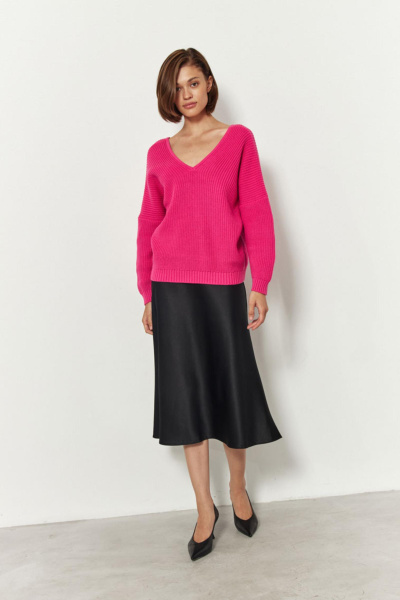 Свитер с V-вырезом (фуксия)